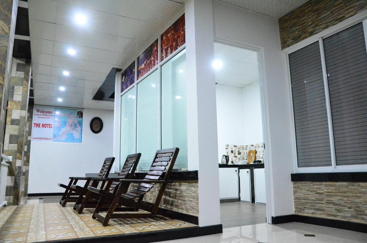 Kandyan Feel Free Homestay ภายนอก รูปภาพ